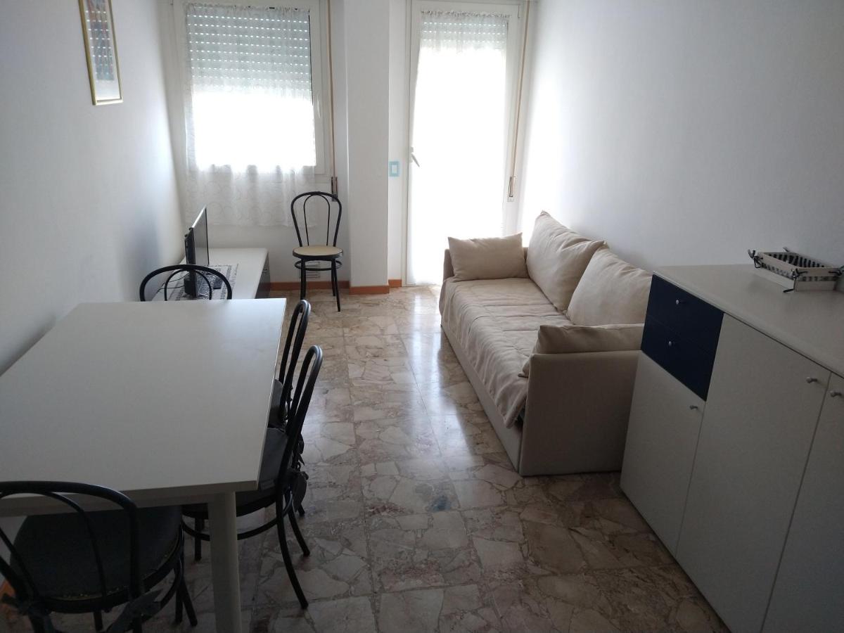 Comodo appartamento a pochi metri dal mare - B&B Bibione