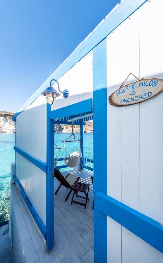 Aquanis Anchored, sea front house, Firopotamos - B&B