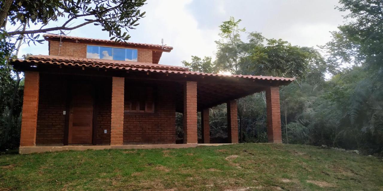 Chalé 2 Recanto Shambala - a 2,5 km de São Thomé - B&B