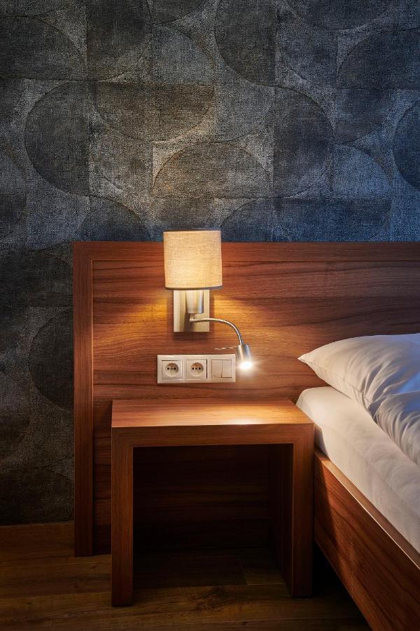 Grote Kamer met 2 Bedden