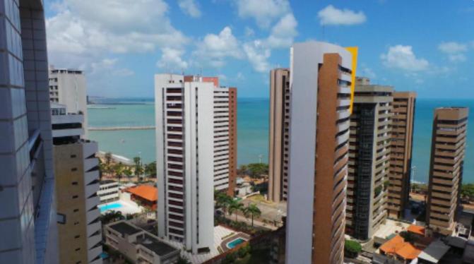Apartamento Condominio Emilio Hinko - Beira Mar - B&B Fortaleza