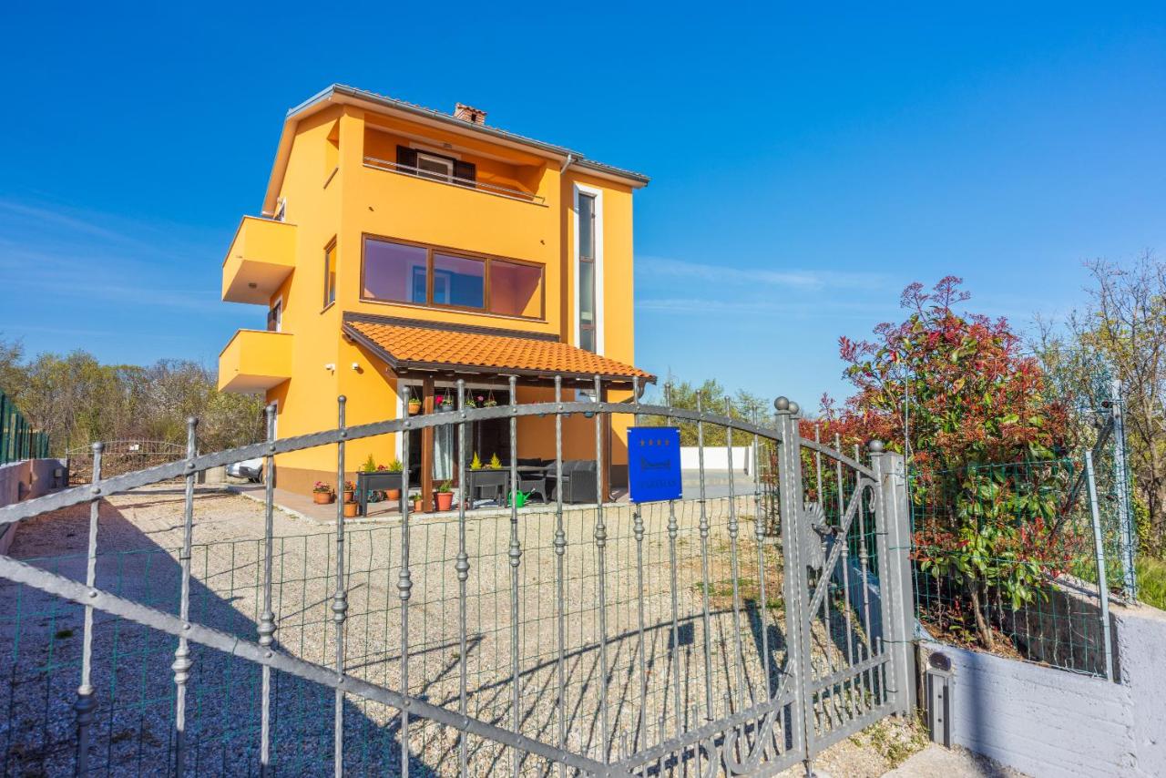 Apartment Villa Sea Star - B&B