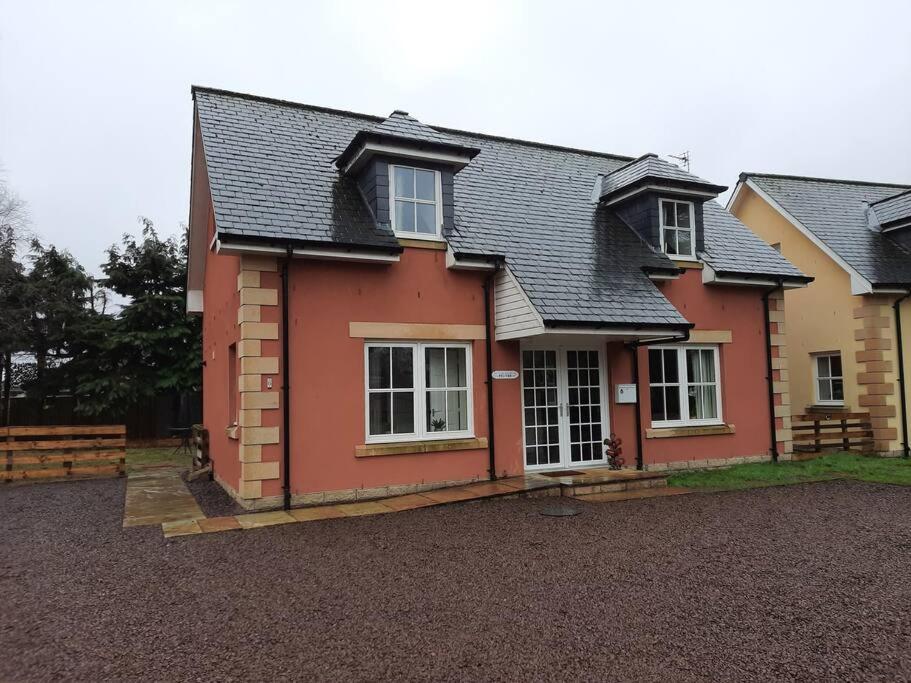 Fir Tree Cottage - B&B