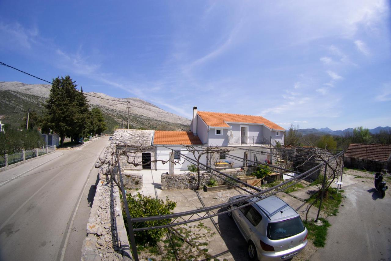 B&B Trebinje - Apartmani Matej - Bed and Breakfast Trebinje