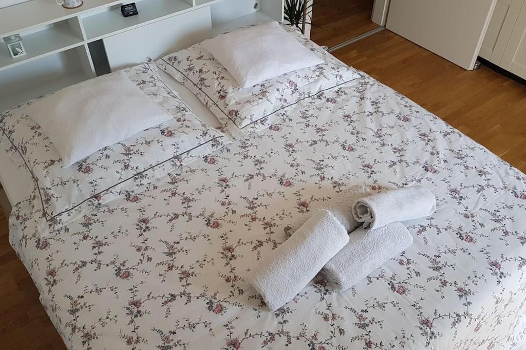 B&B Heidelberg - 3-Zimmer-Wohnung in Märchenstadt! - Bed and Breakfast Heidelberg