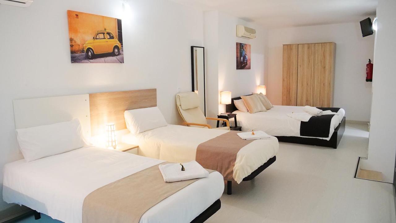 Deluxe Apartment with Balcony