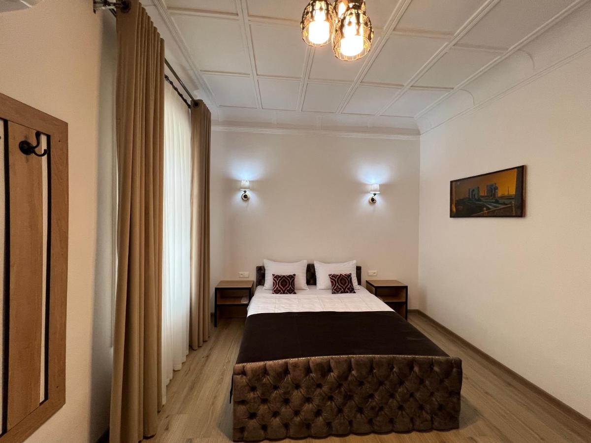 Chambre Familiale - Vue sur Jardin