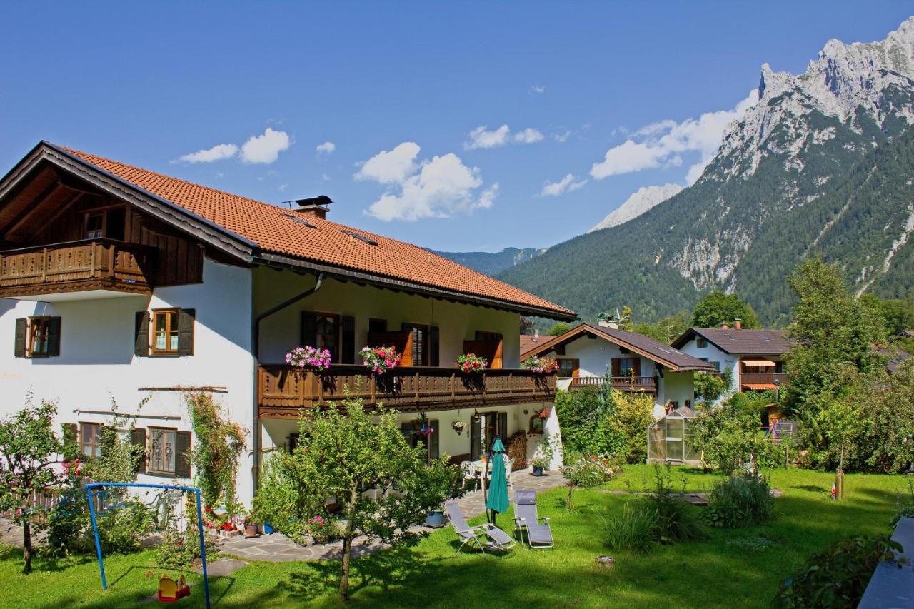 Gästehaus Kurparkfrieden - B&B