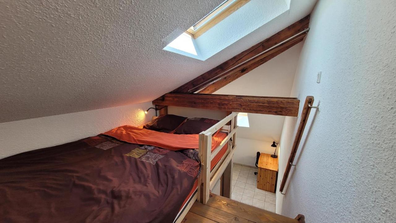 Large - Loft