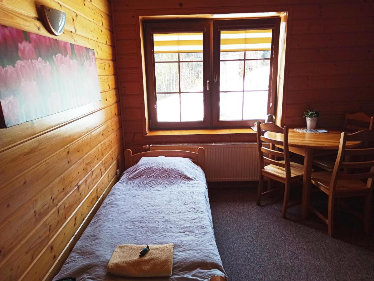 Vierbettzimmer mit eigenem Bad