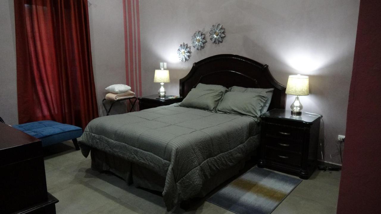 Chambre Deluxe (2 Adultes + 1 Enfant)