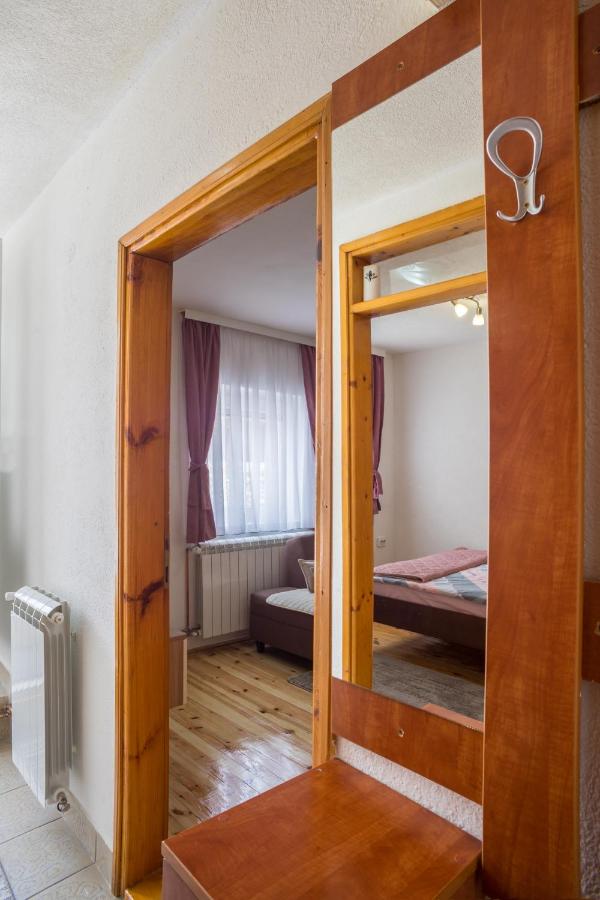 Vojinovic Apartman - Ferienwohnung Žabljak