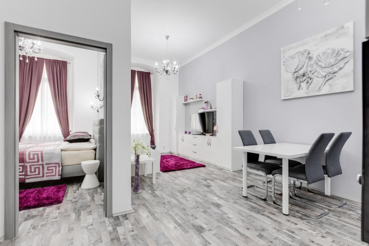 B&B Prague - Apartment Thunovská 10 - Bed and Breakfast Prague