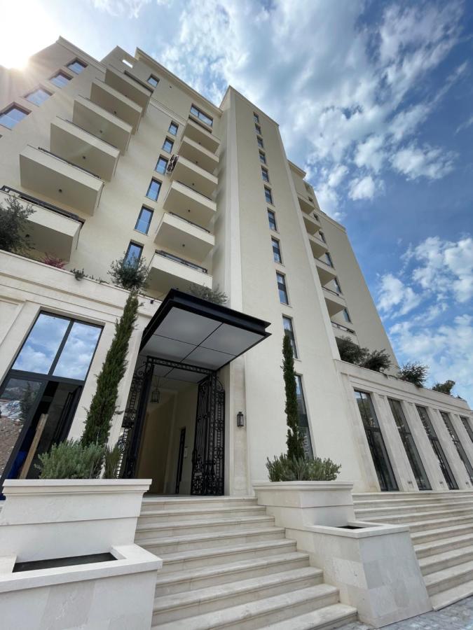 Lasadu Studio in Casa Al Mare, 2 min to Beach - Bed and Breakfast Bečići