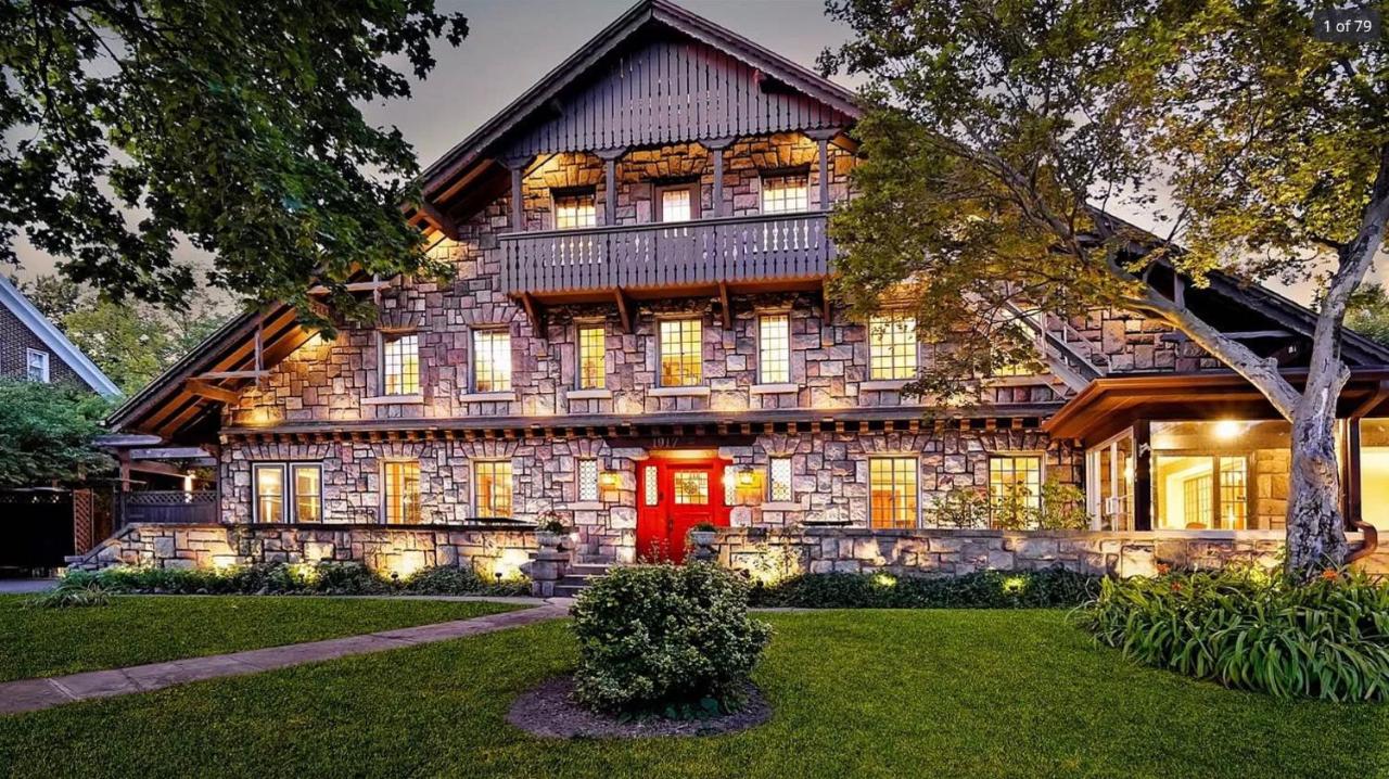 B&B Ann Arbor - Stone Chalet Bed & Breakfast Inn - Bed and Breakfast Ann Arbor