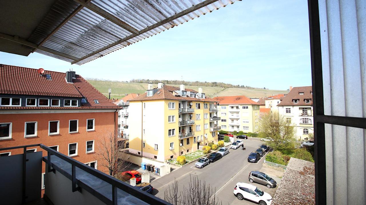 Großzügige Stadtwohnung - Garage, Balkon - Ferienwohnung Würzburg