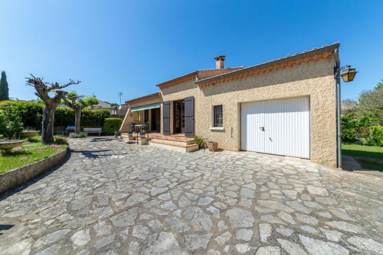 Charmante maison avec terrasse aux portes de l'Ardèche - B&B