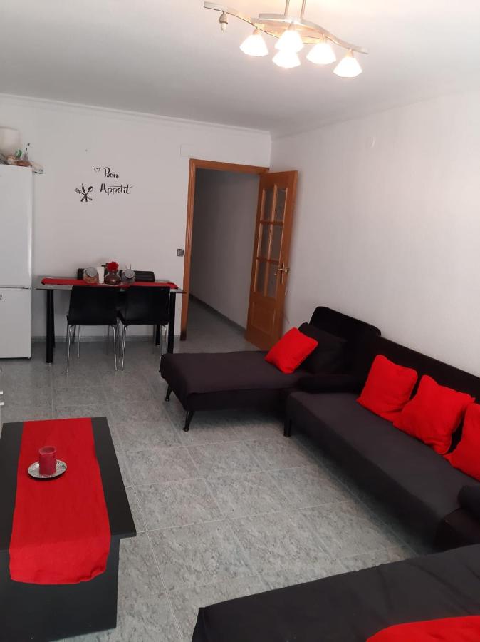 habitación pequeña en piso compartido con 2 adultos - Ferienwohnung Valencia