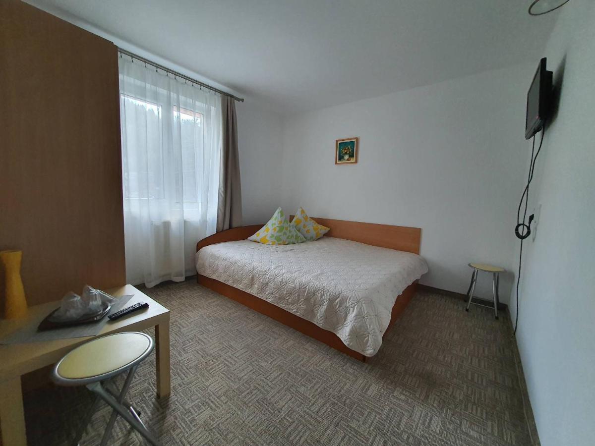 Camera Matrimoniale con Bagno Privato