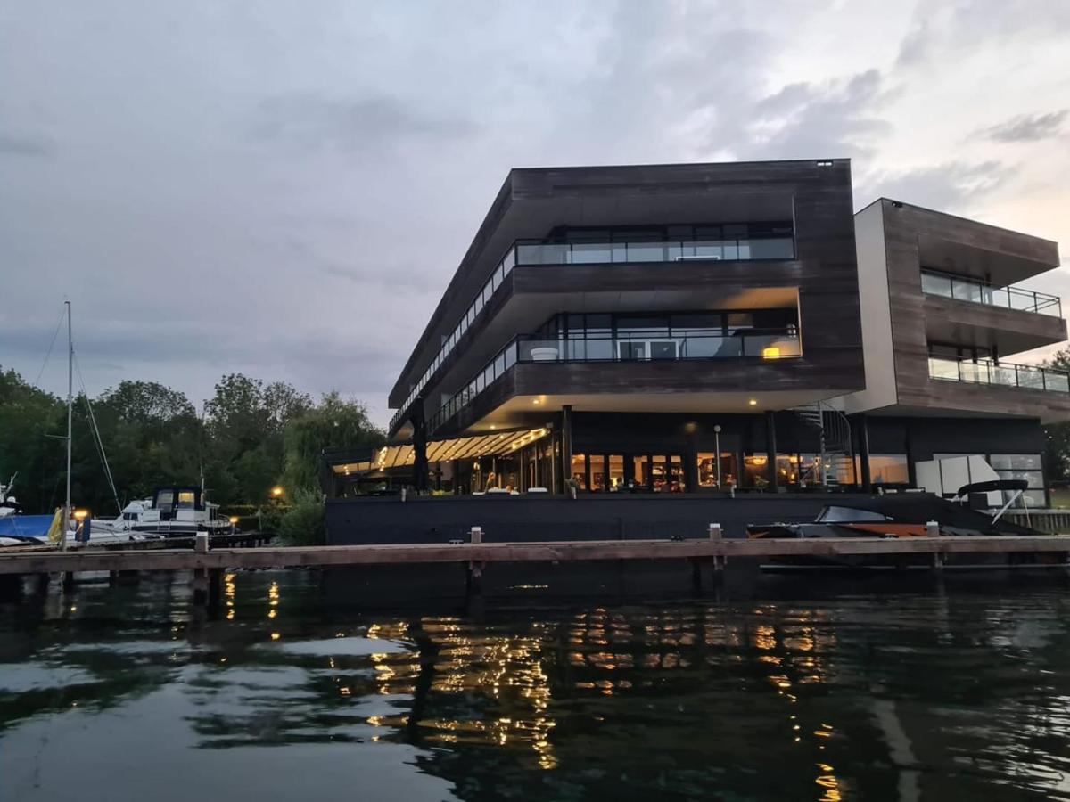 Appartement aan jachthaven met zicht op Veerse meer - B&B