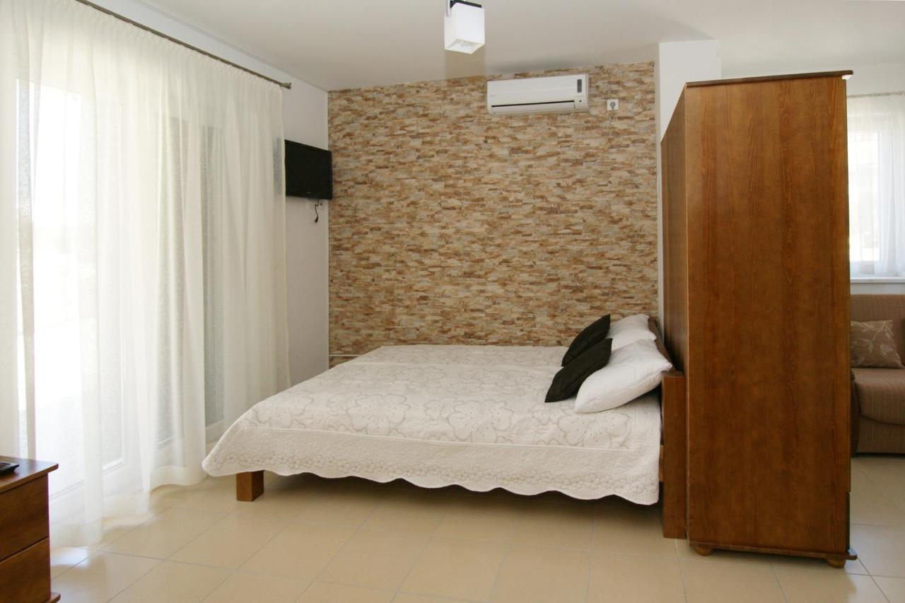 Villa Trio Srima - B&B Srima