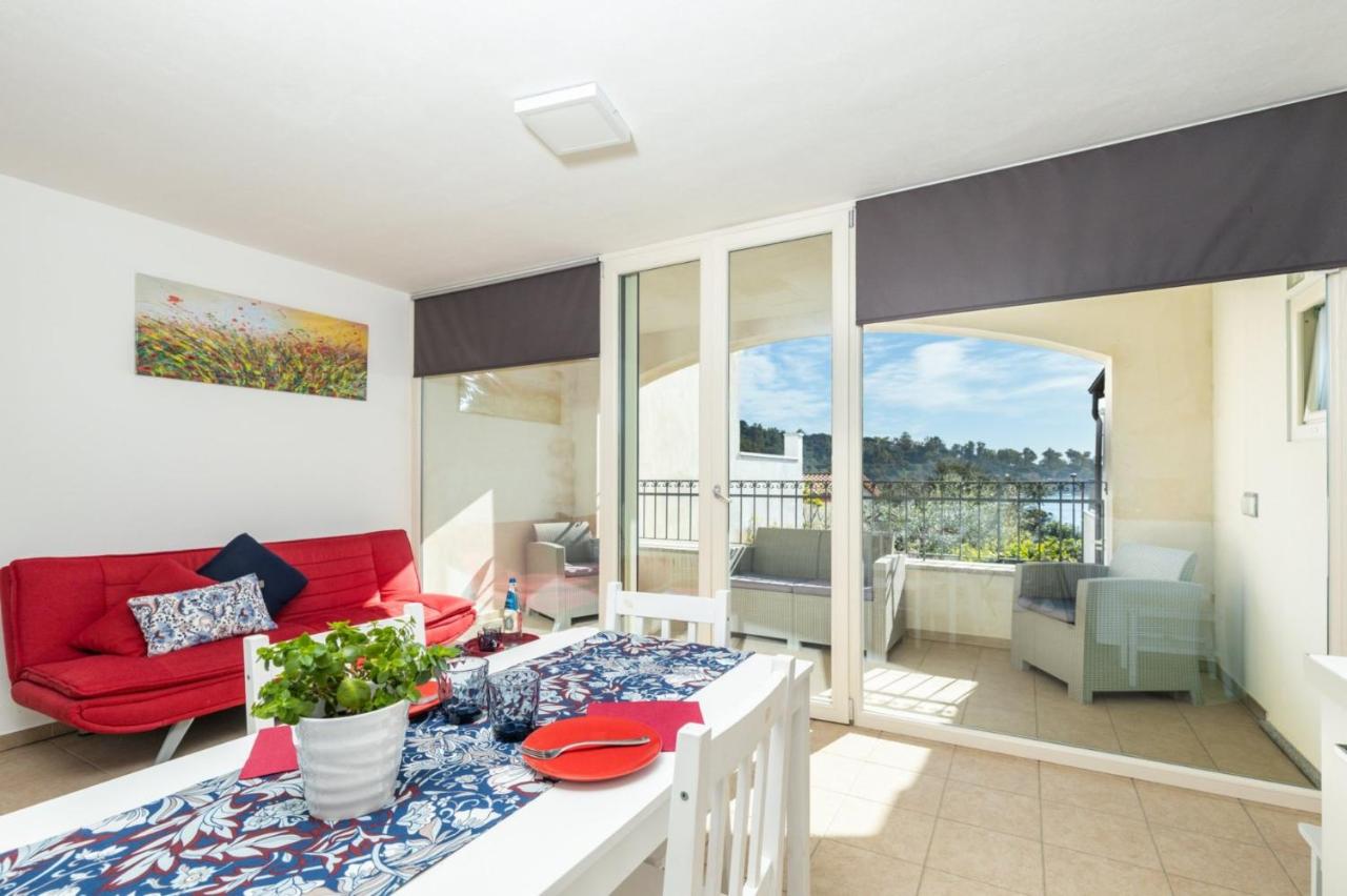 Apartment mit Meerblick