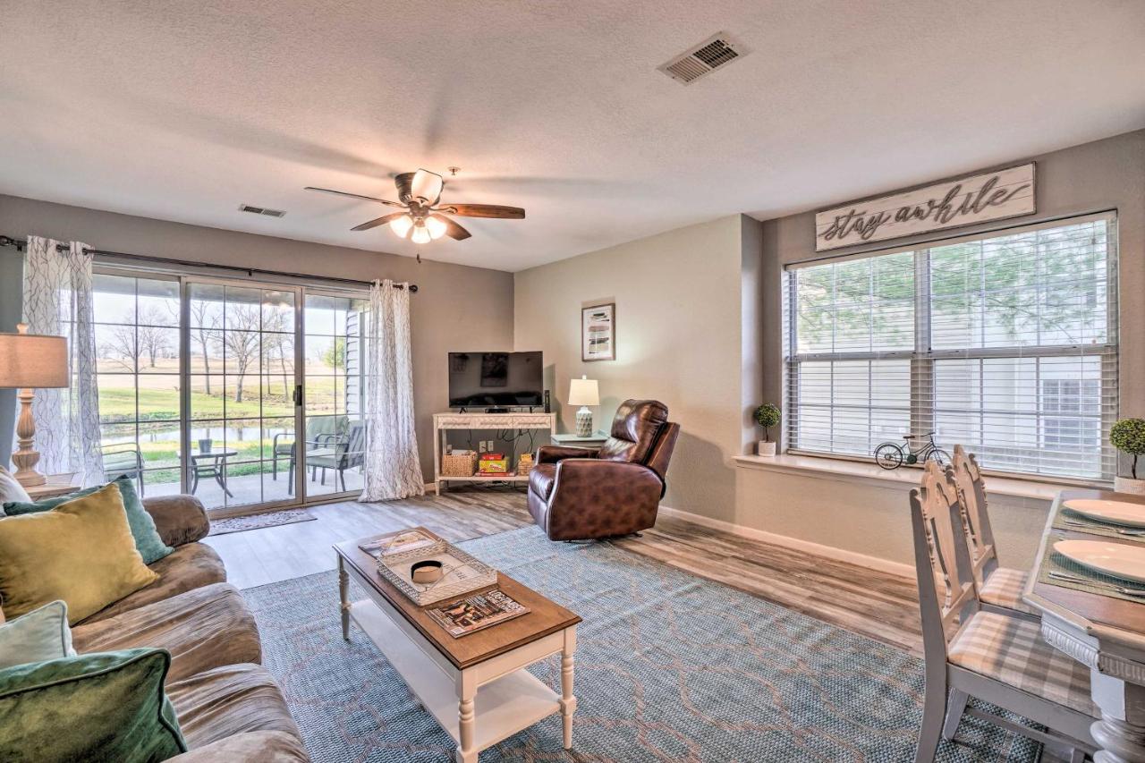 Family-Friendly Condo about 3 Mi to Branson Landing - Bed and Breakfast