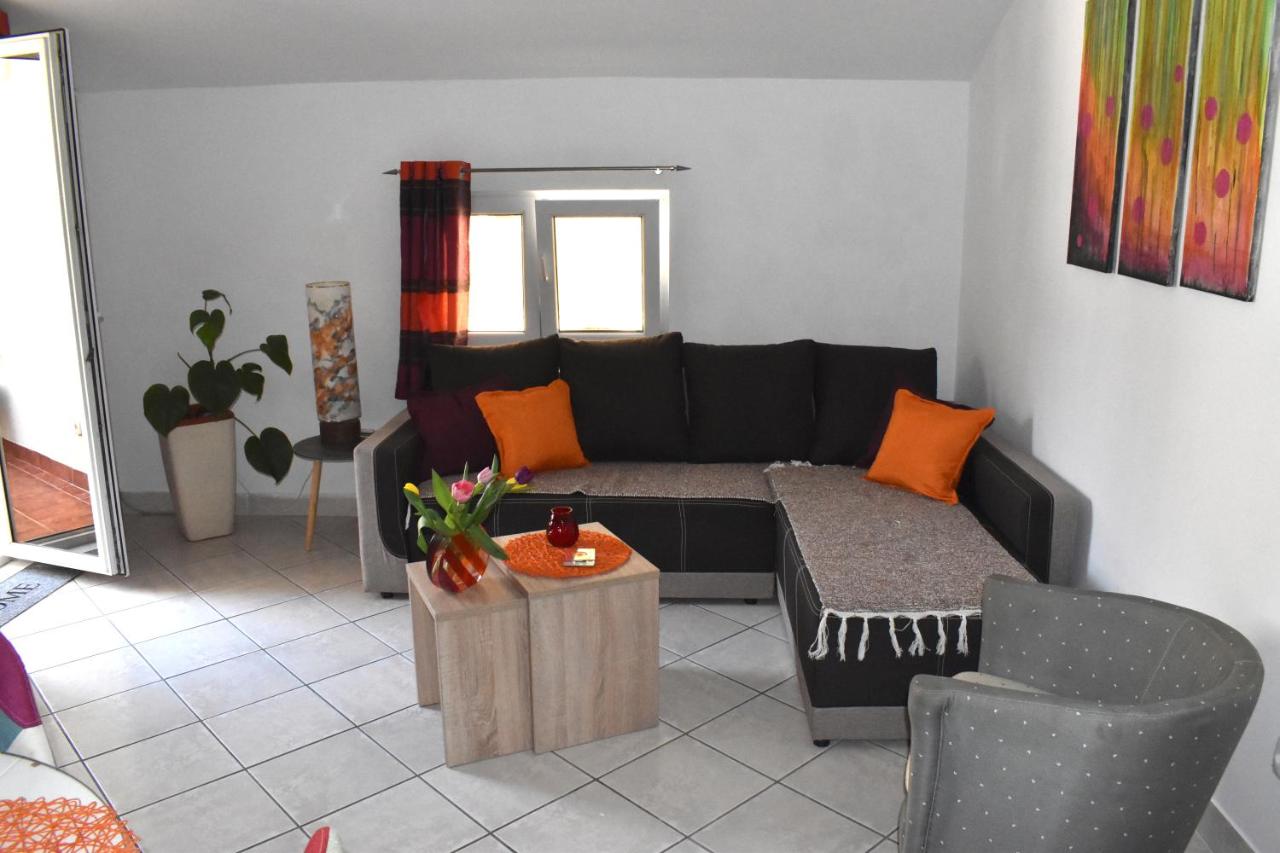 B&B Kotor - Apartment Iris - Bed and Breakfast Kotor