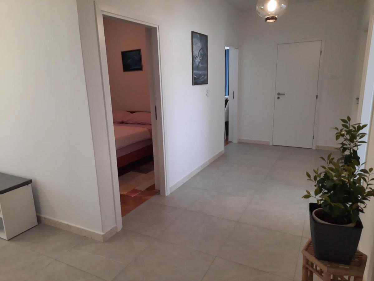 Three-Bedroom Apartment with Balcony (7 Adults)