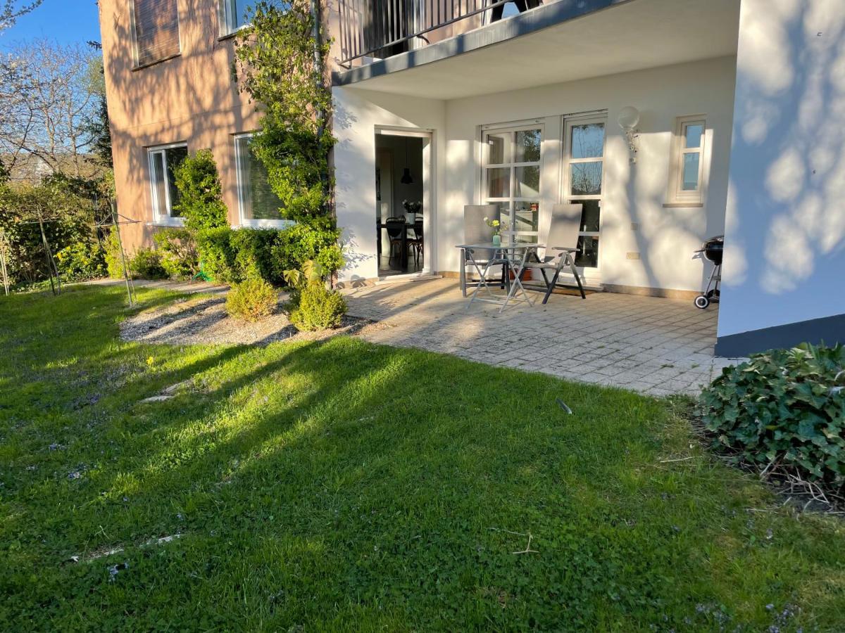 B&B Bad Mergentheim - Gartenapartment mit Ausblick stadtnah - Bed and Breakfast Bad Mergentheim