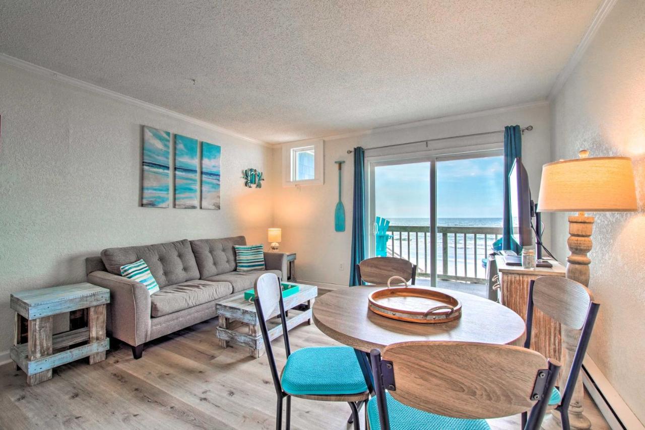 North Topsail Beach Condo with Balcony! - Ferienwohnung North Topsail Beach