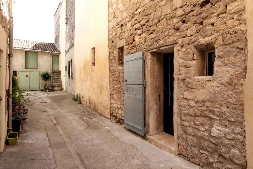 La Majorquine Arles Arènes - B&B