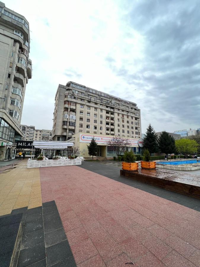 Apart premium ultracentral 3 camere loc parcare gratuit - B&B Ploieşti