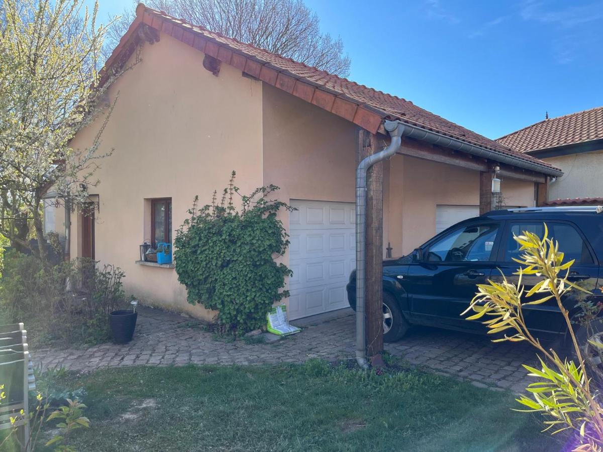 Apartment with Garden View