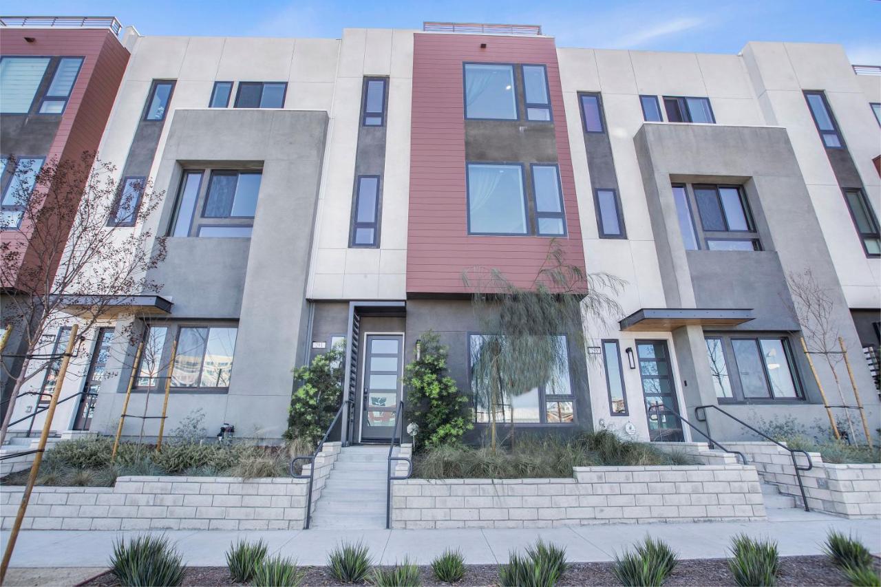 LA Harbor Home with Private Rooftop near #DTLA - Ferienwohnung