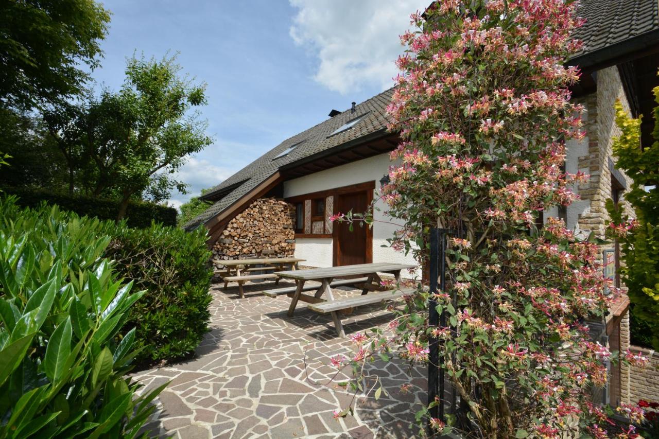 B&B Houffalize - Achouffe - AVANT MIDI - Bed and Breakfast Houffalize