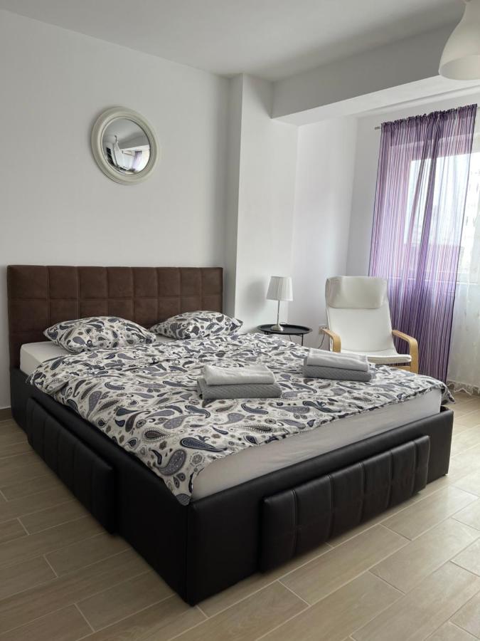 Zeini - Garsoniera Constanta - B&B
