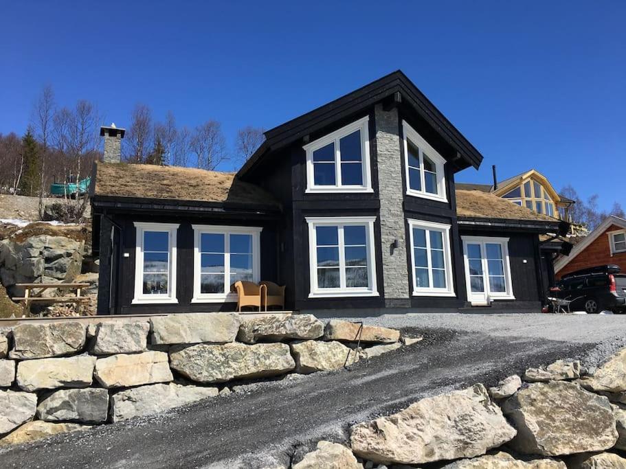Holiday cottage with 4 bedroom on 145m² in Sogndal - B&B Sogndal