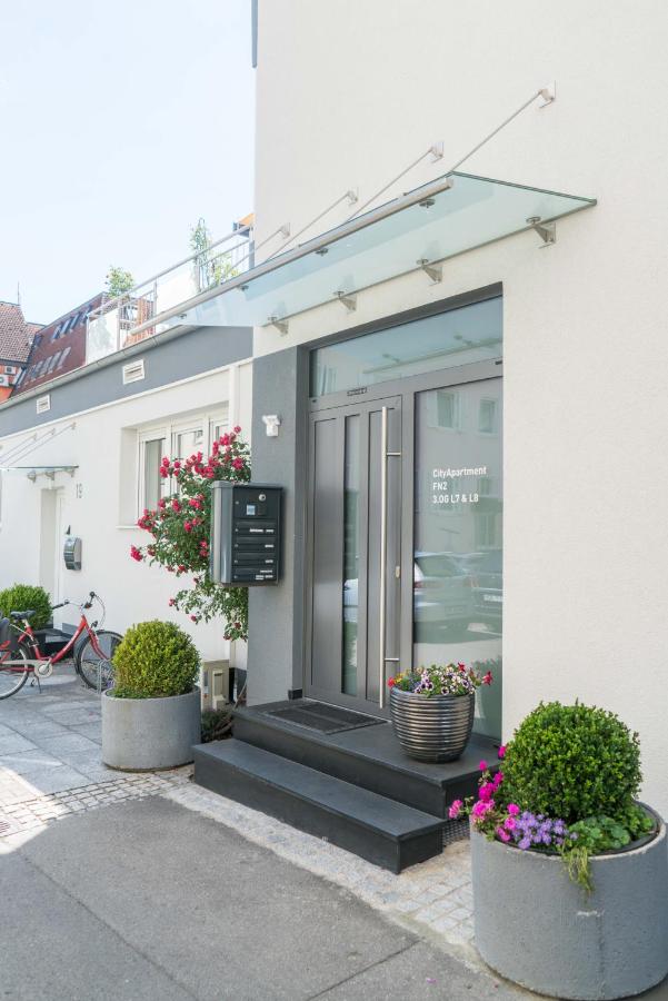 City Apartments FN L 6 KLIMATISIERT mit Balkon - Deluxe Doppelzimmer - Chambres d'hôtes Friedrichshafen
