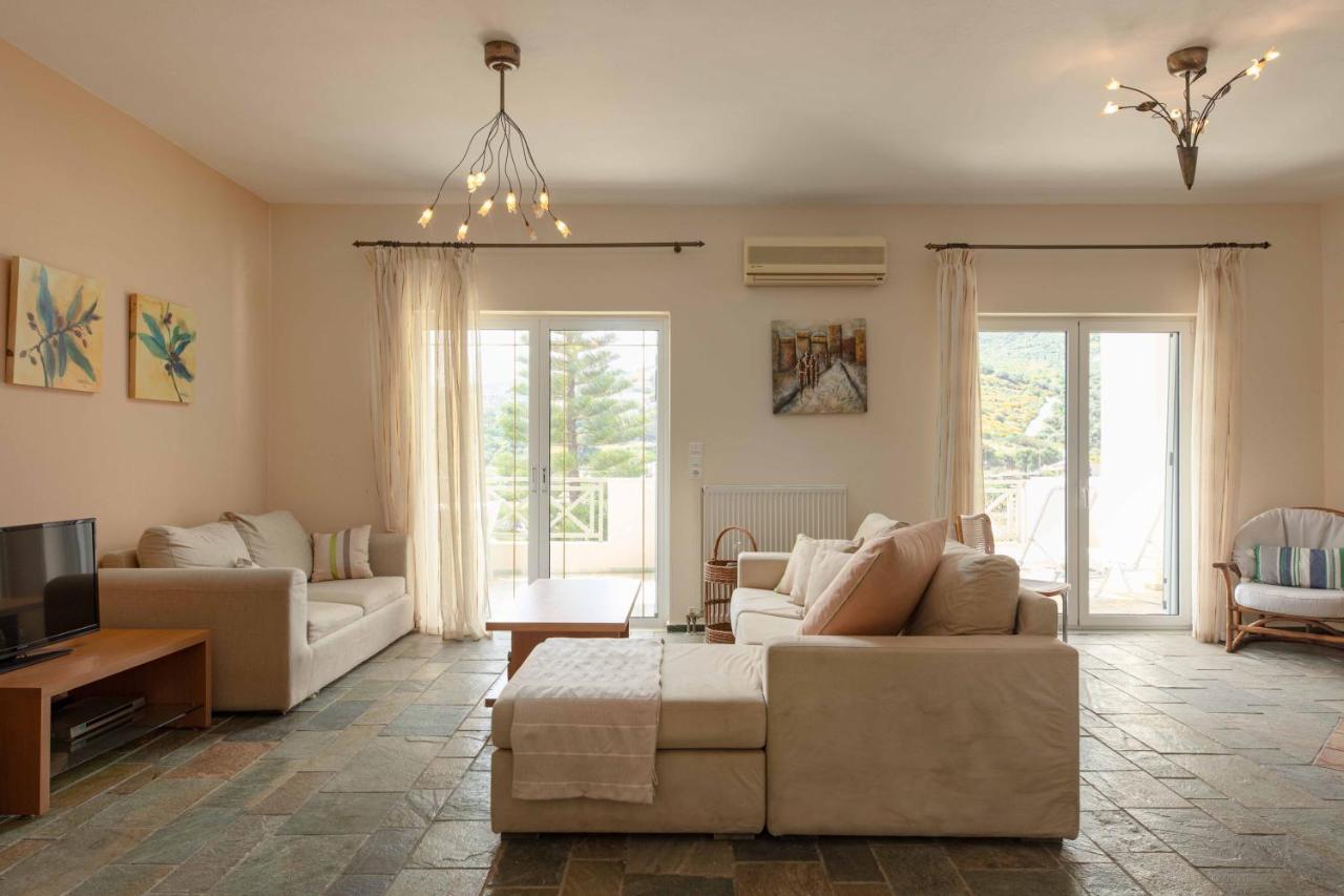 Pet Friendly Melenia Residence With Sea View Verandas