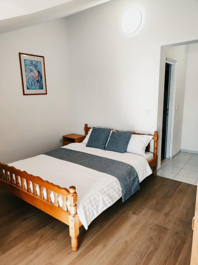 Studio with Sea View