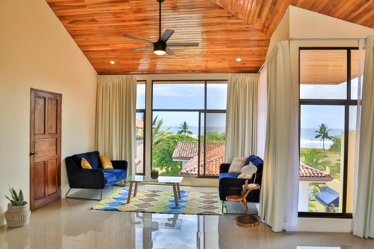 B&B Playa Hermosa - Casa Lapa Penthouse Oceanside Villa - Bed and Breakfast Playa Hermosa
