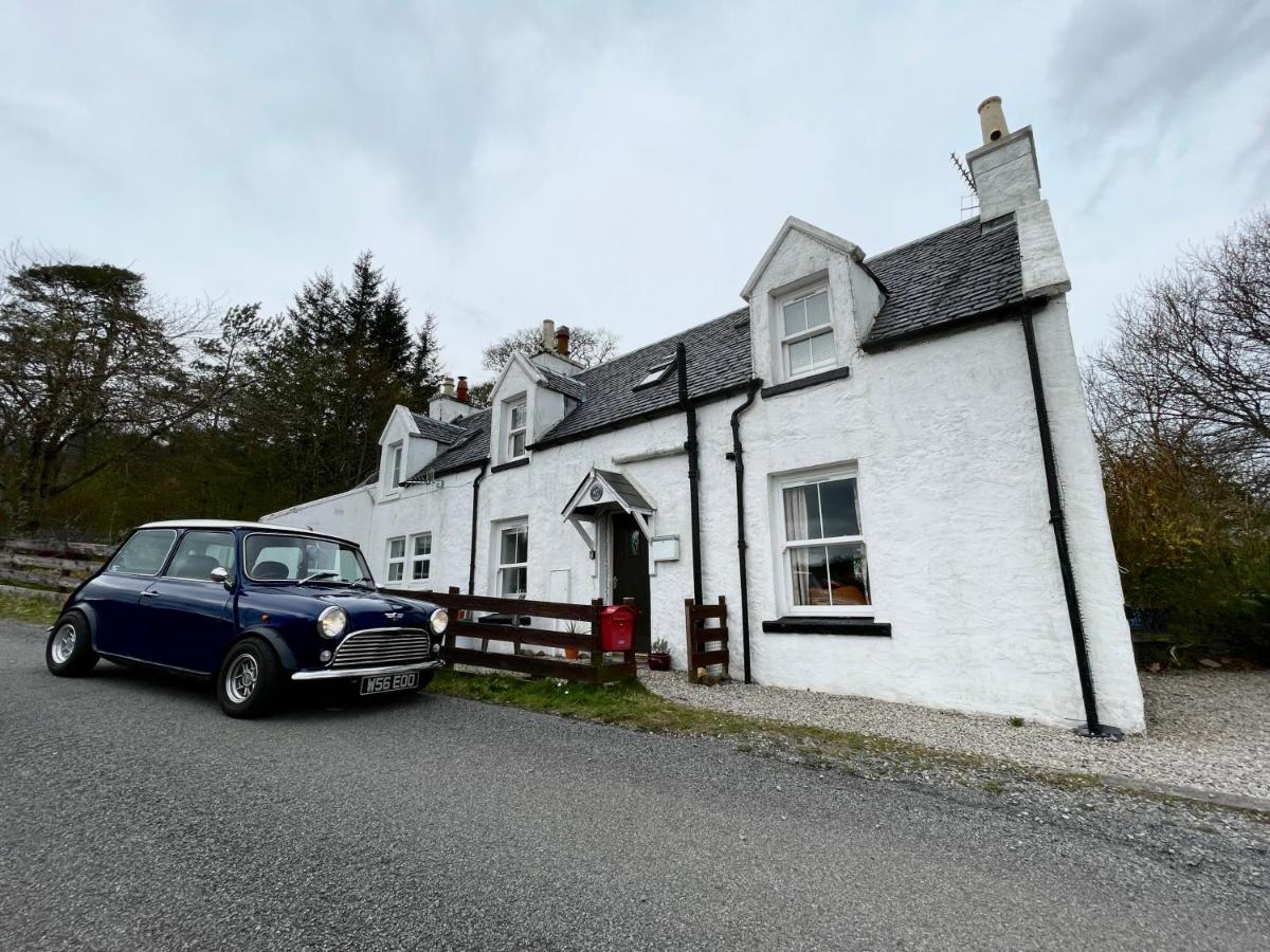 B&B Skeabost - 1 Keepers Cottage Skeabost Bridge Isle Of Skye - Bed and Breakfast Skeabost