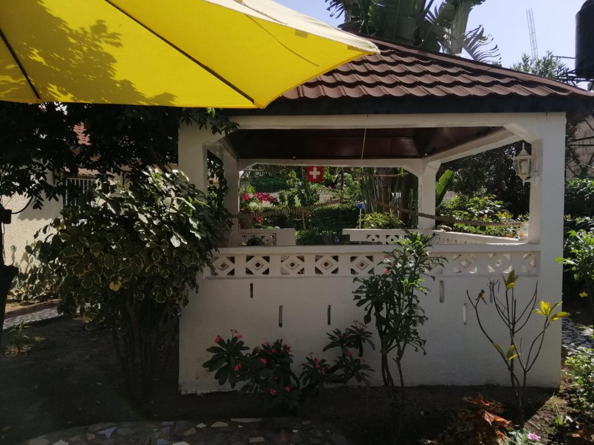 Swiss Garden House in Kerr Sering With Full Private Compound - B&B Amdalai