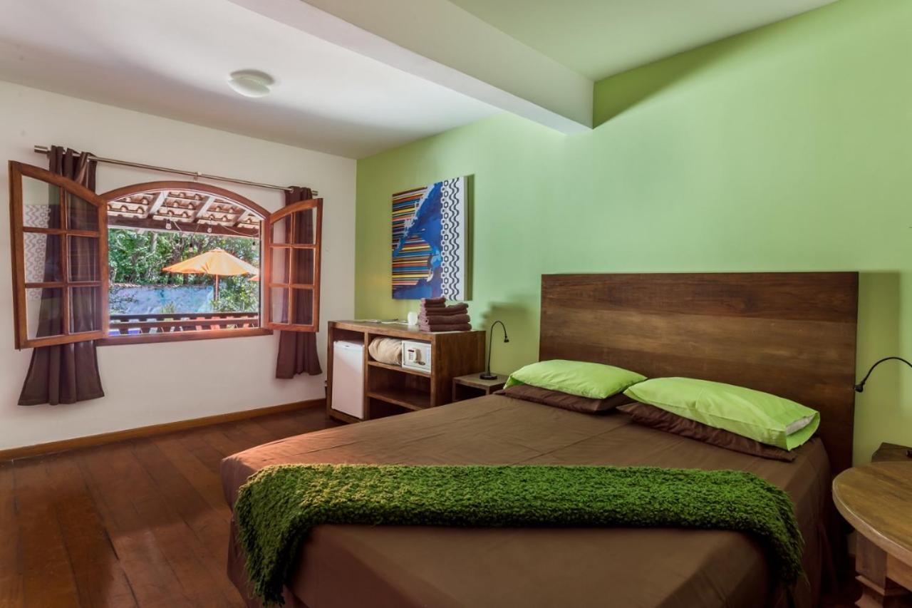 Chambre Double - Vue sur Piscine