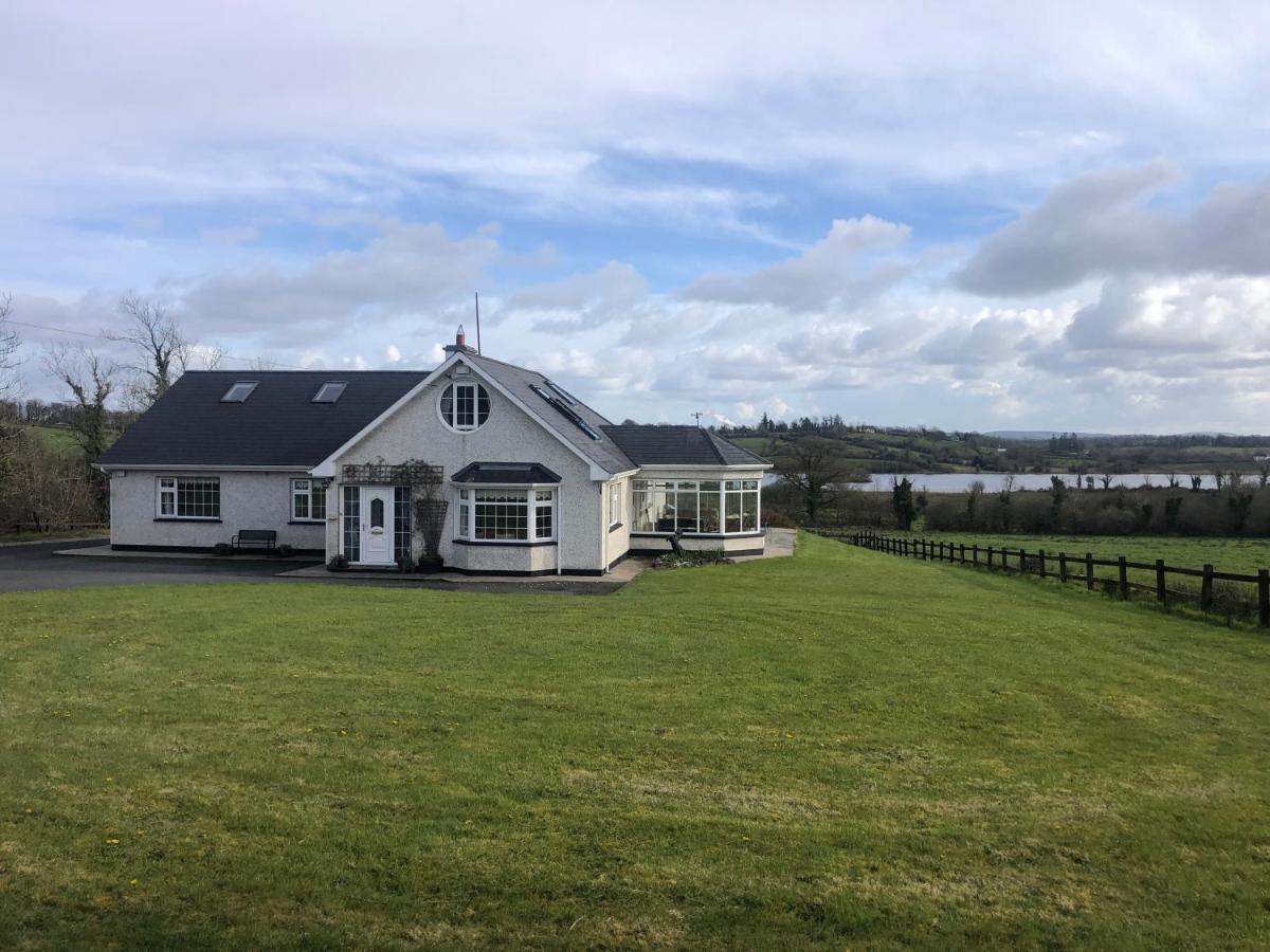 Lough Aduff Lodge 5 minutes from Carrick on Shannon - B&B