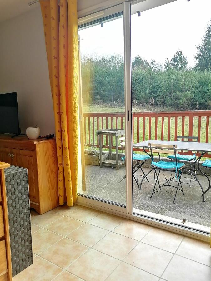 Chalet Spacieux à La Salvetat-sur-Agout - Ferienwohnung
