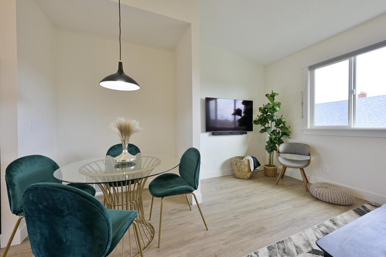 Modern Upstairs Loft - Newly Renovated! - Ferienwohnung Salem