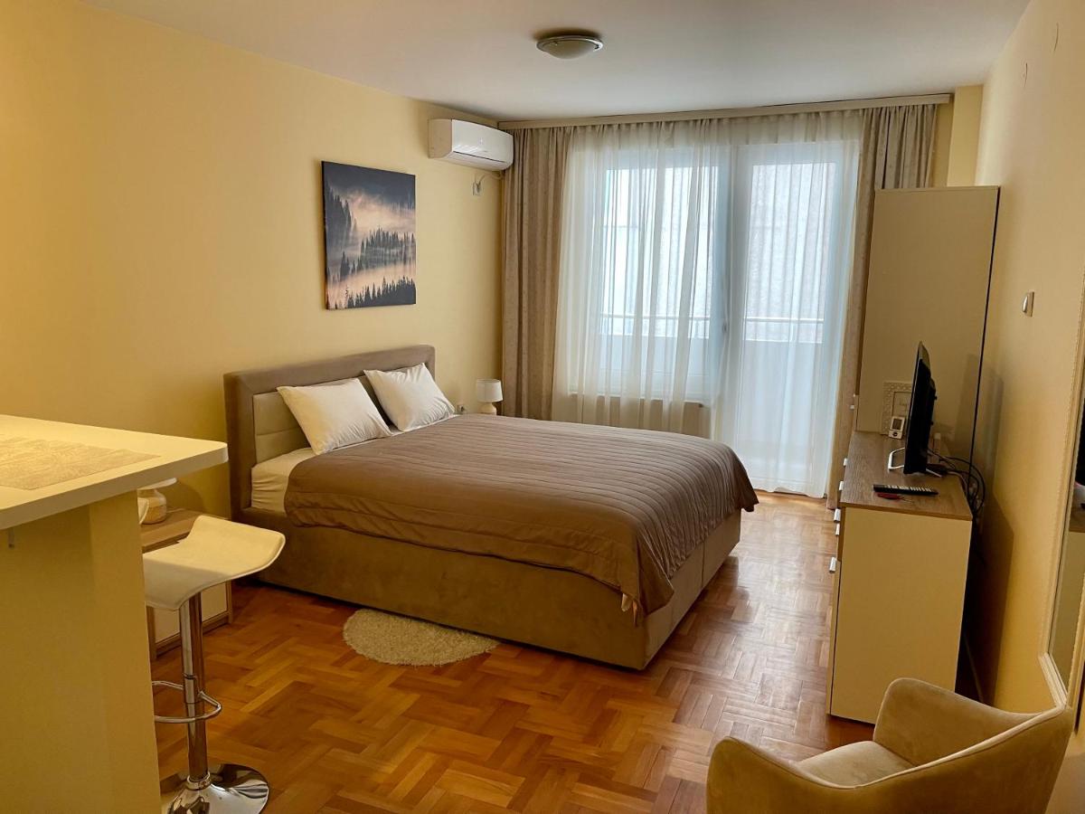 B&B Niš - Trident Apartments 2 - Bed and Breakfast Niš