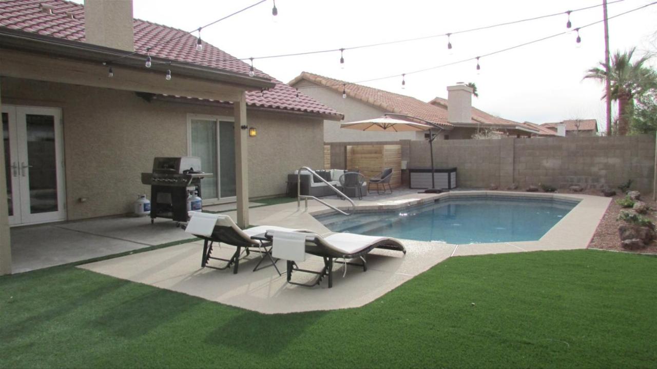 B&B Gilbert - Cozy House with Pool htr, BBQ, near Val Vista Lakes - Bed and Breakfast Gilbert